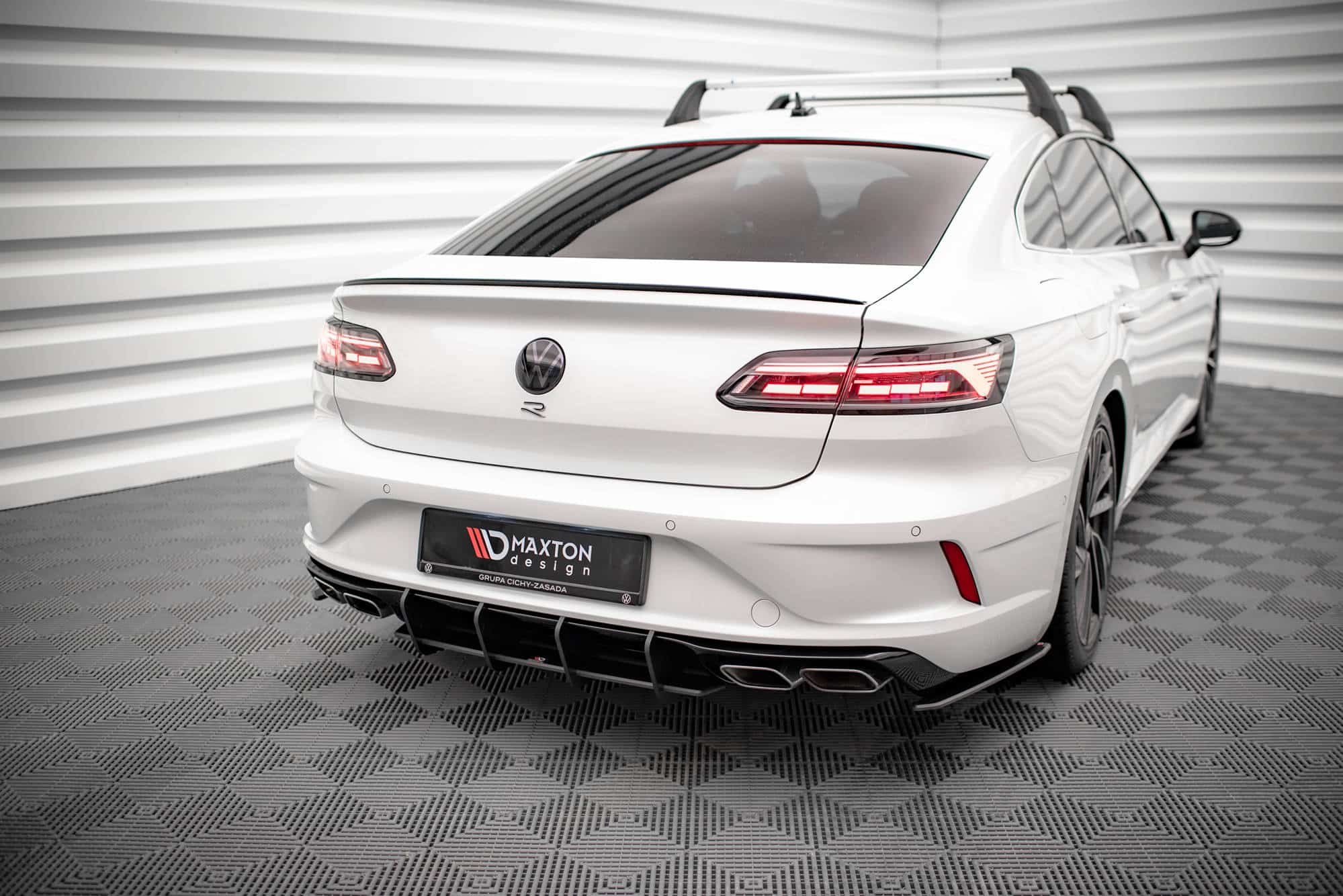 MAXTON DESIGN - Street Pro Zadný difúzor Volkswagen Arteon R, Čierna Matná – Obrázok 4