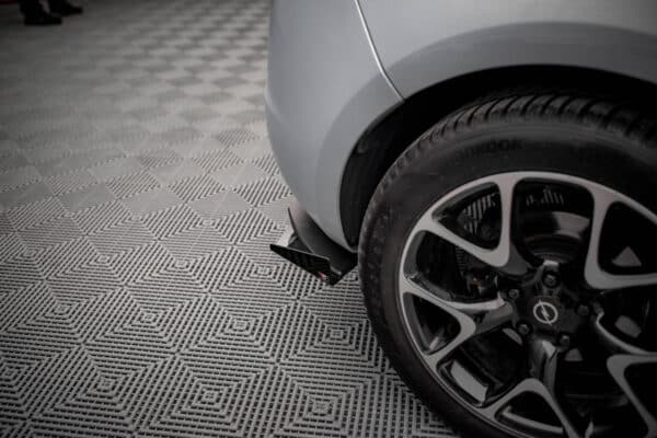 MAXTON DESIGN - Street Pro Zadný difúzor + Splitre Opel Astra GTC OPC-Line J, Čierna Matná – Obrázok 4