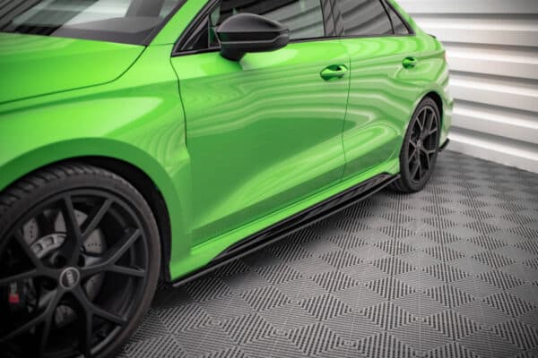 MAXTON DESIGN - Street Pro Lišty pod bočné prahy Audi RS3 Sedan 8Y, Čierna Matná – Obrázok 4