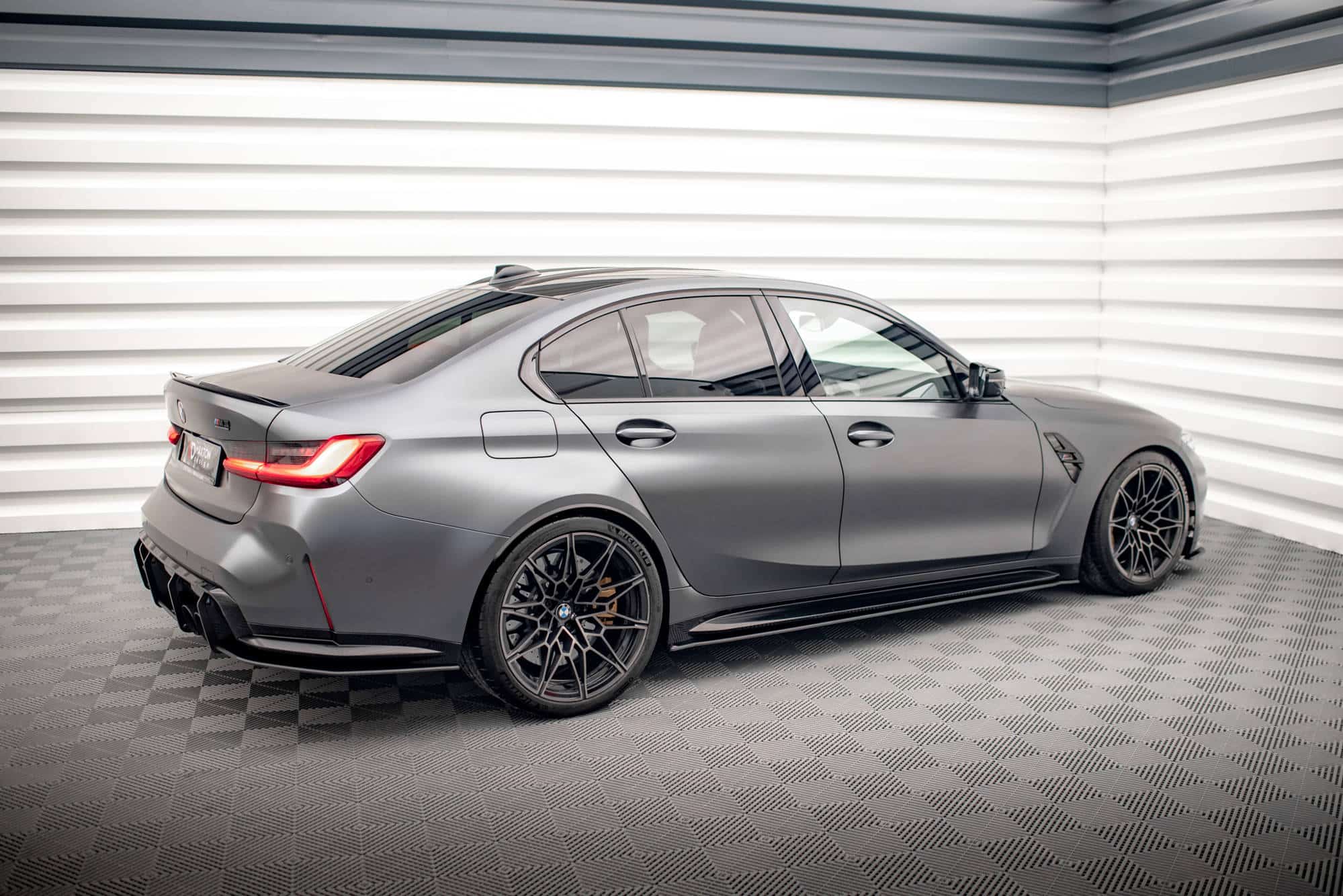 MAXTON DESIGN - Street Pro Lišty pod bočné prahy vhodné pre BMW M3 G80, Čierna Matná – Obrázok 3