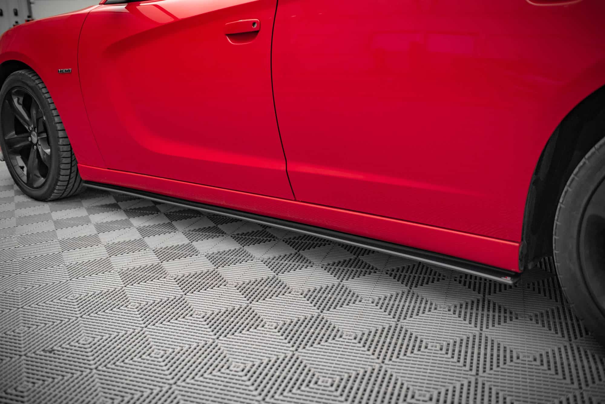 MAXTON DESIGN - Street Pro Lišty pod bočné prahy Dodge Charger RT Mk7 Facelift, Čierna Matná – Obrázok 4