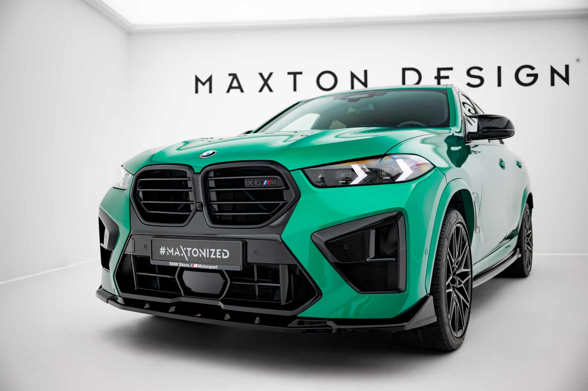 MAXTON DESIGN - Spoiler pod predný nárazník V.2 vhodné pre BMW X6 M F96 Facelift, Čierny lesk – Obrázok 6