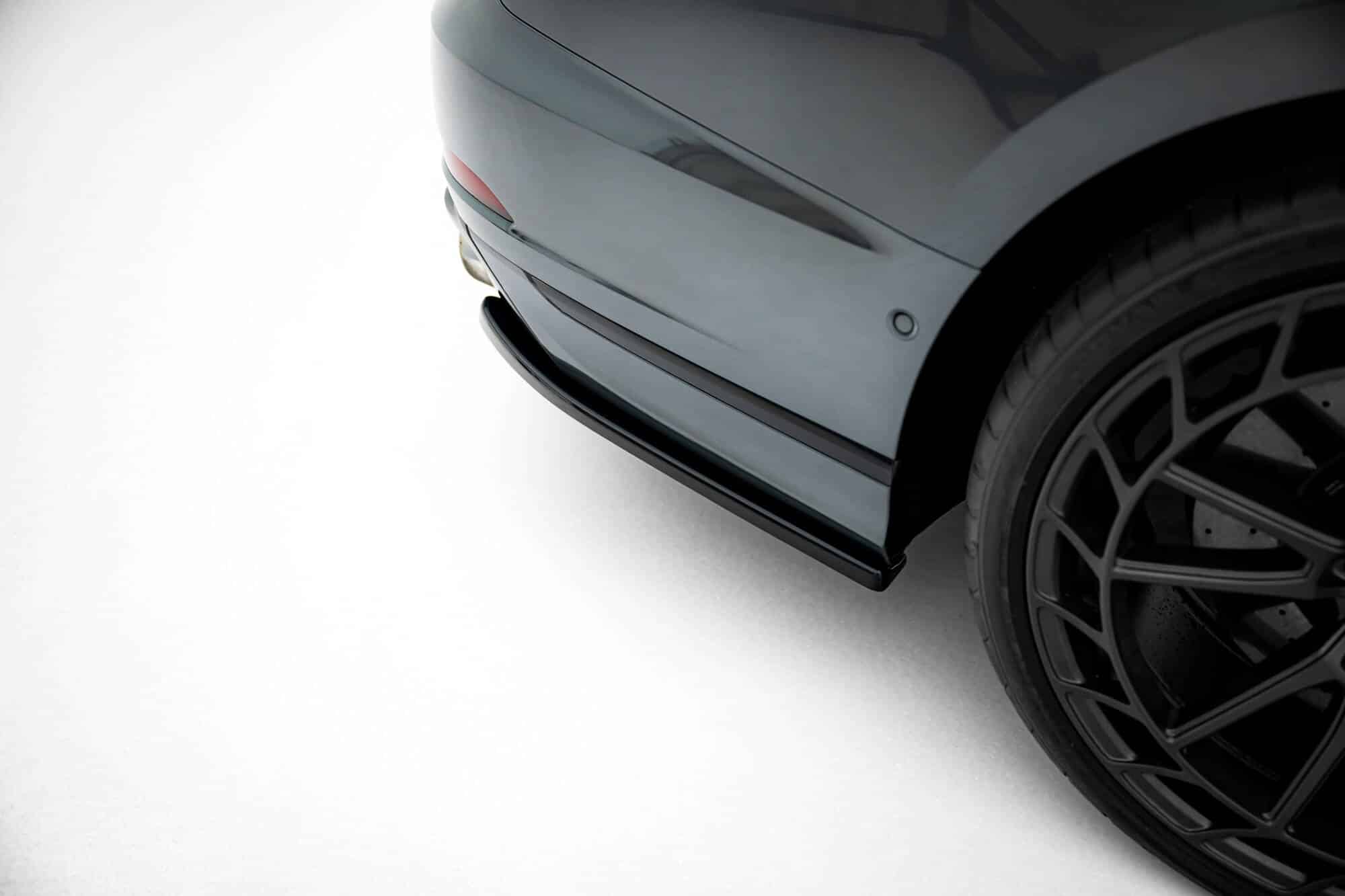 MAXTON DESIGN - Bočné spojlere zadného nárazníka Audi S8 / A8 S-Line D5 Facelift, Čierny lesk – Obrázok 6