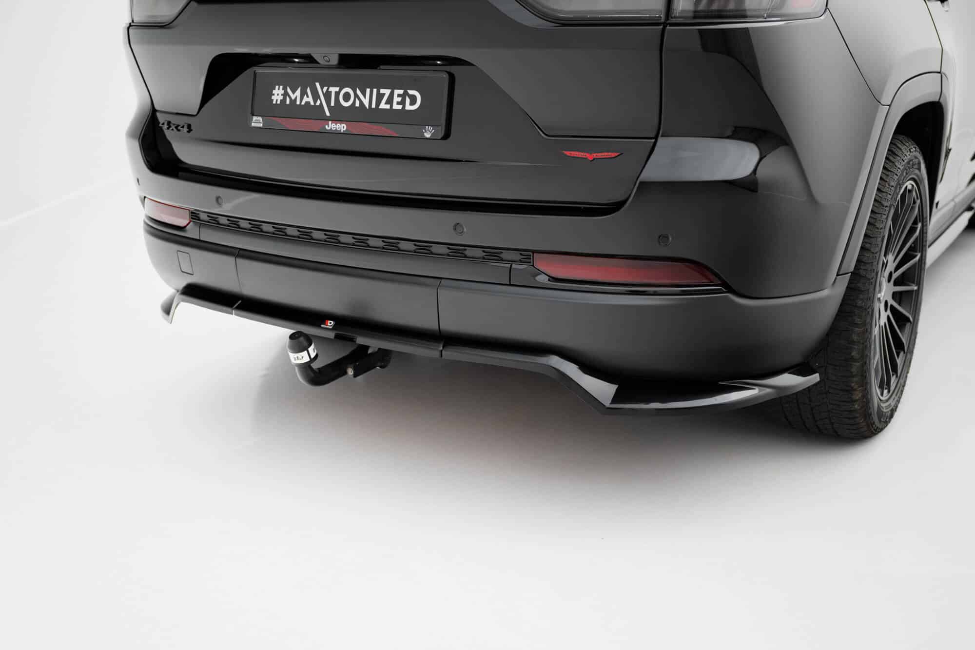 MAXTON DESIGN - Spoiler pod zadný nárazník Jeep Grand Cherokee Trailhawk Mk5, Čierny lesk – Obrázok 3