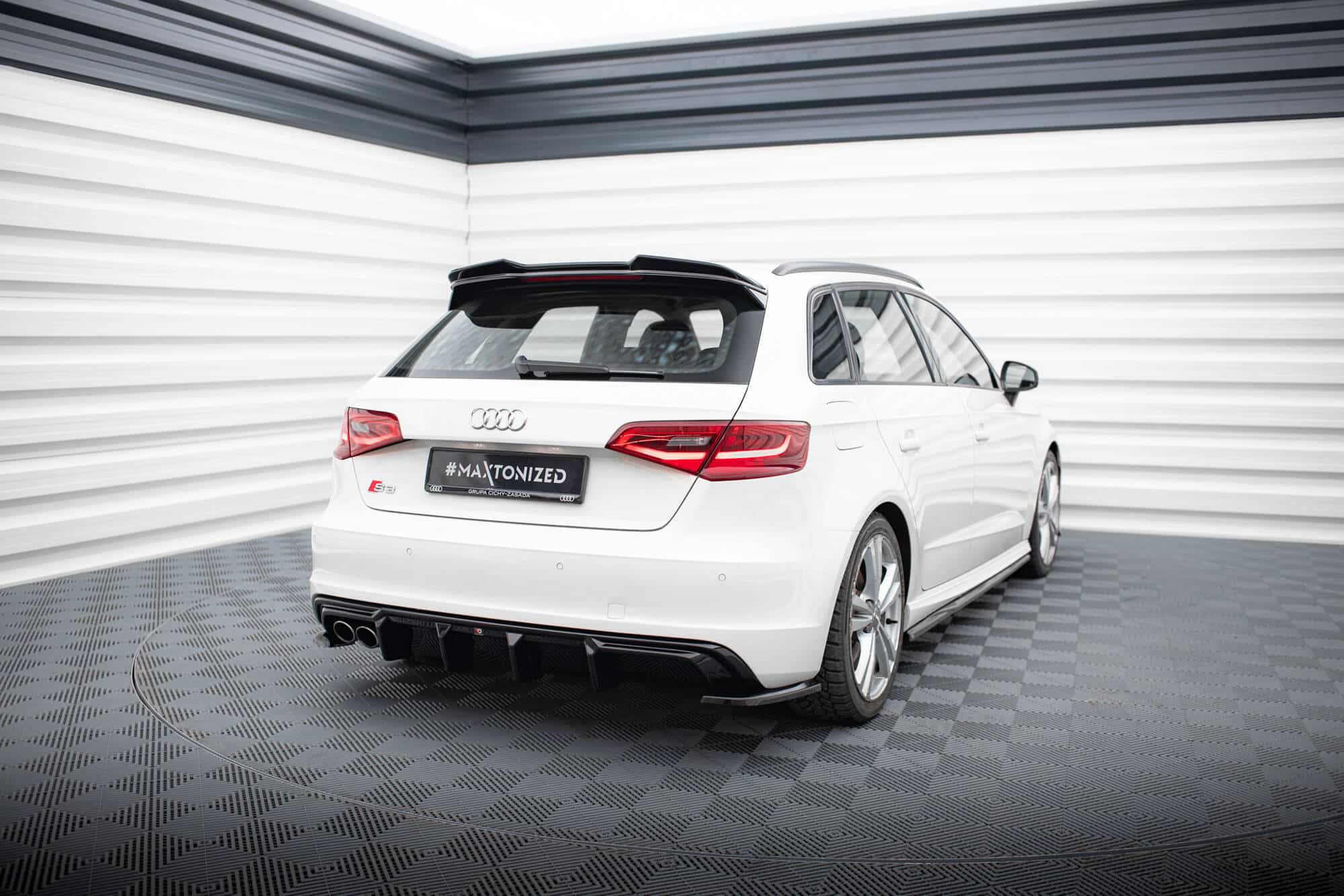 MAXTON DESIGN - Difúzor zadného nárazníka Audi A3 S-Line Sportback 8V, Čierny lesk – Obrázok 6