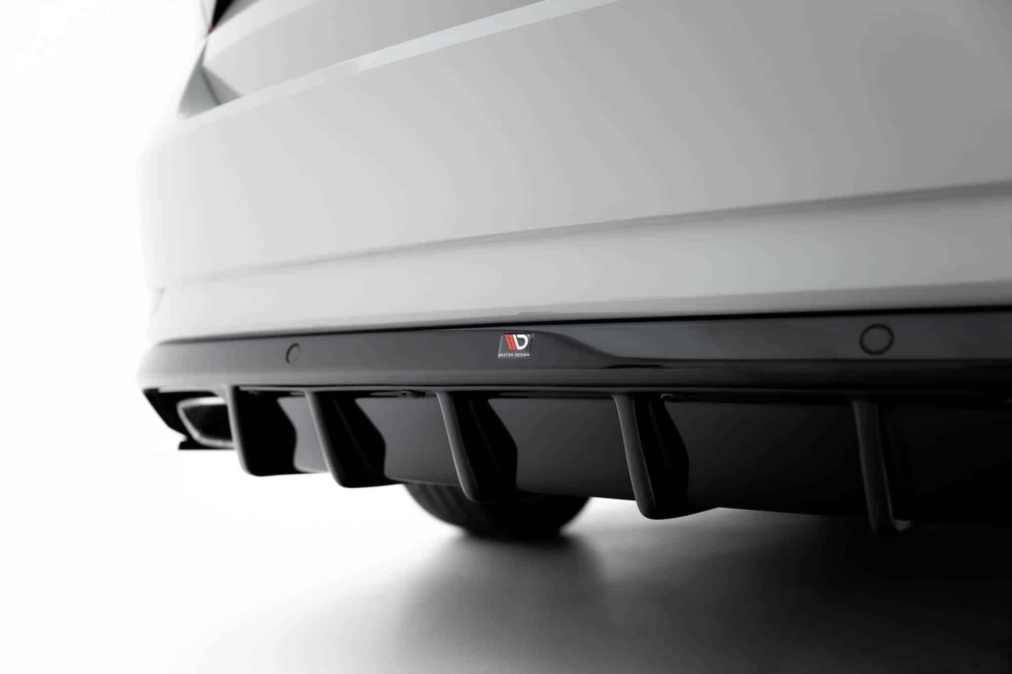 MAXTON DESIGN - Difúzor zadného nárazníka V.2 Skoda Superb Liftback / Combi Mk3 , Čierny lesk – Obrázok 5