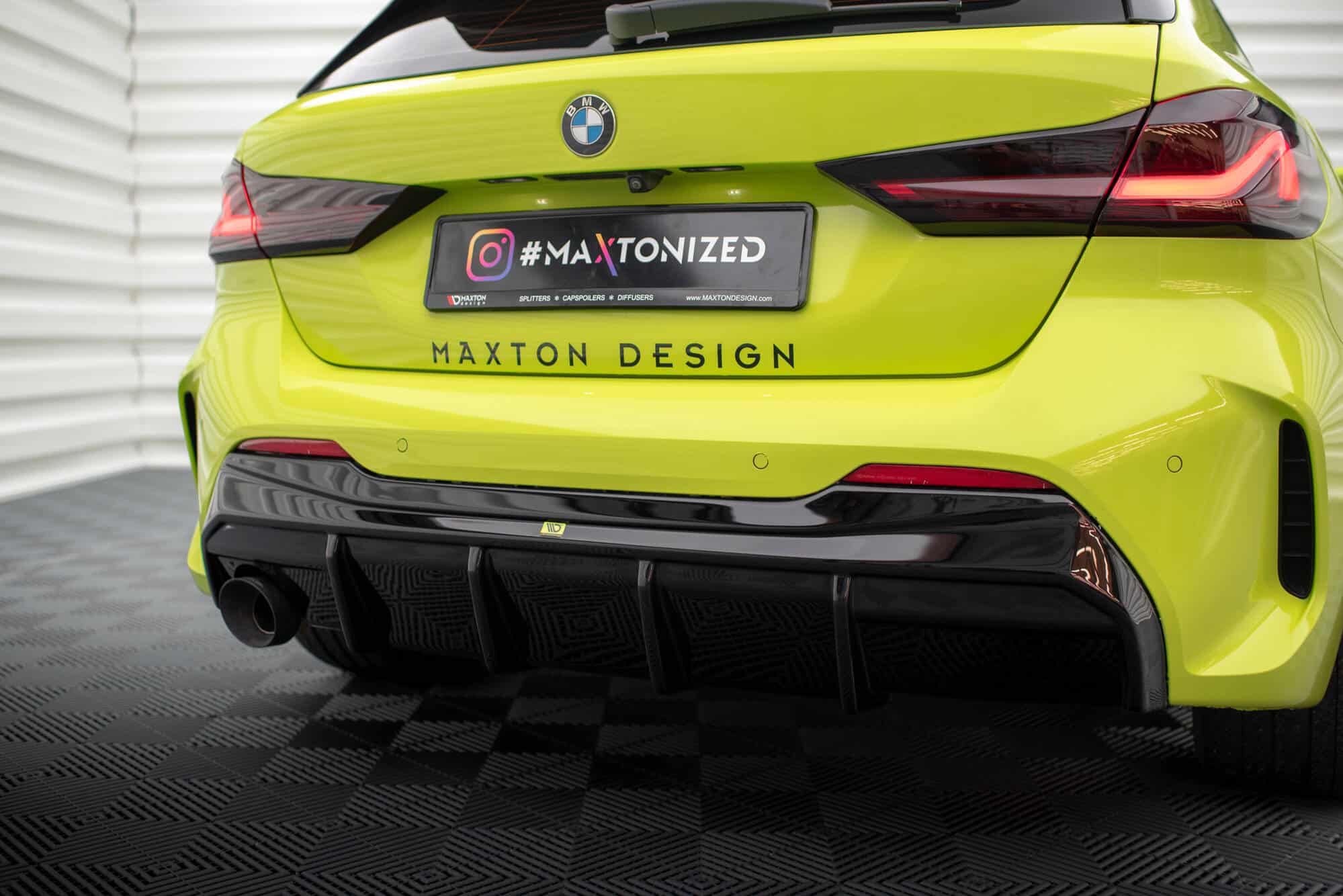 MAXTON DESIGN - Difúzor zadného nárazníka V.3 vhodné pre BMW 1 F40 M-Pack, Čierny lesk – Obrázok 6