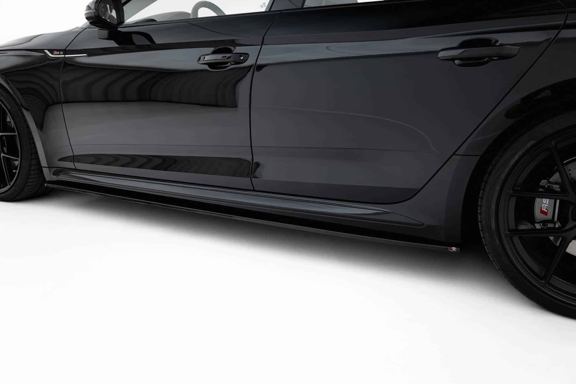 MAXTON DESIGN - Lišty pod bočné prahy Audi RS5 Sportback F5, Čierny lesk – Obrázok 5