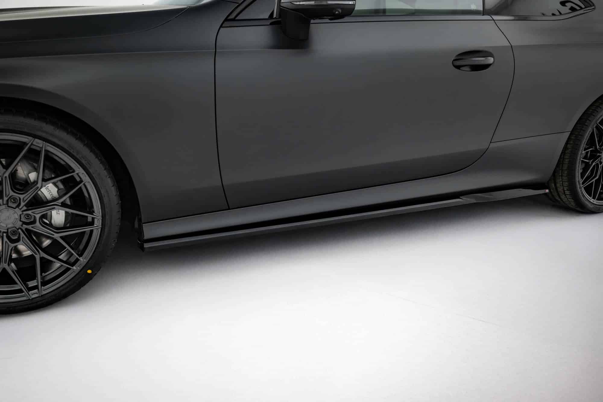 MAXTON DESIGN - Lišty pod bočné prahy Mercedes-Benz CLE AMG-Line C236, Čierny lesk – Obrázok 4