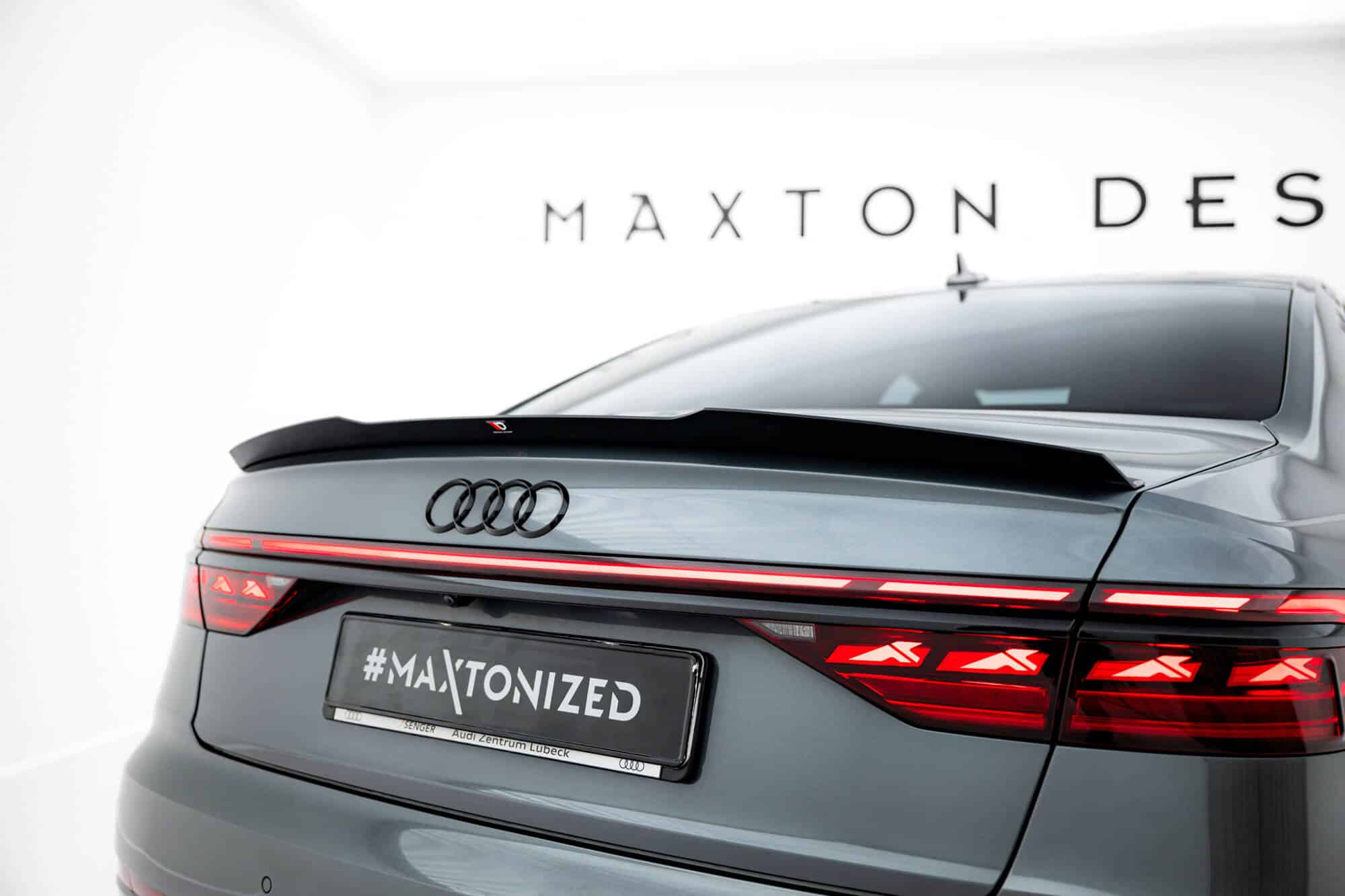 MAXTON DESIGN - Spoiler kufra Audi S8 / A8 S-Line D5 Facelift, Čierny lesk – Obrázok 5