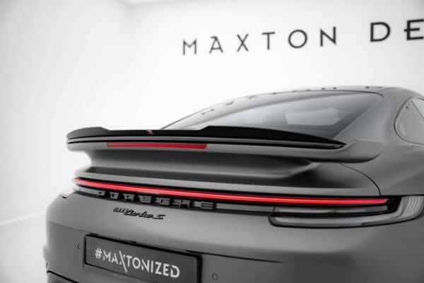 MAXTON DESIGN - Predlženie spoilera kufra Porsche 911 Turbo S Sport Package 992, Čierny lesk – Obrázok 8