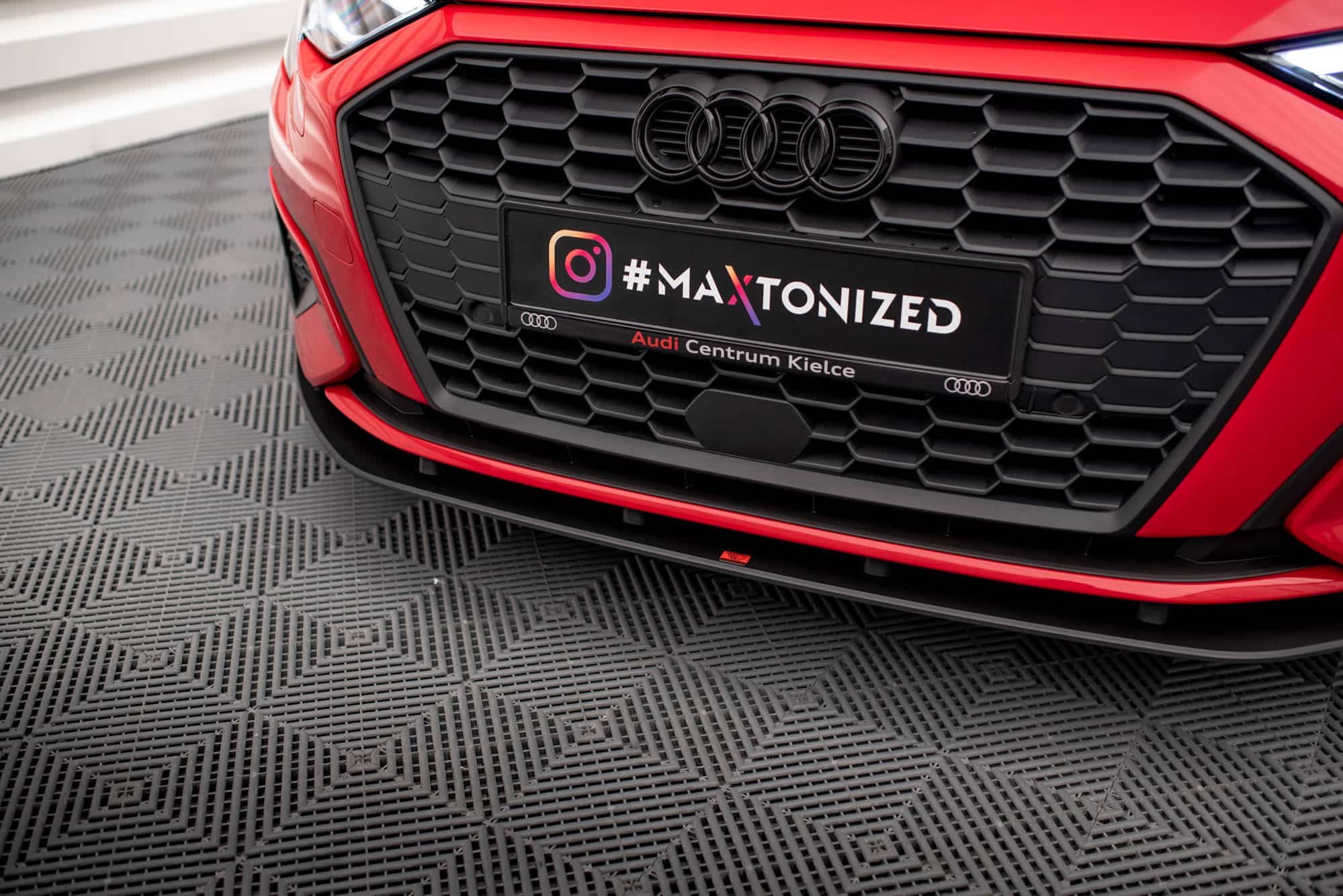 MAXTON DESIGN - Street Pro Spoiler pod predný nárazník Audi A3 8Y, Čierna Matná – Obrázok 3