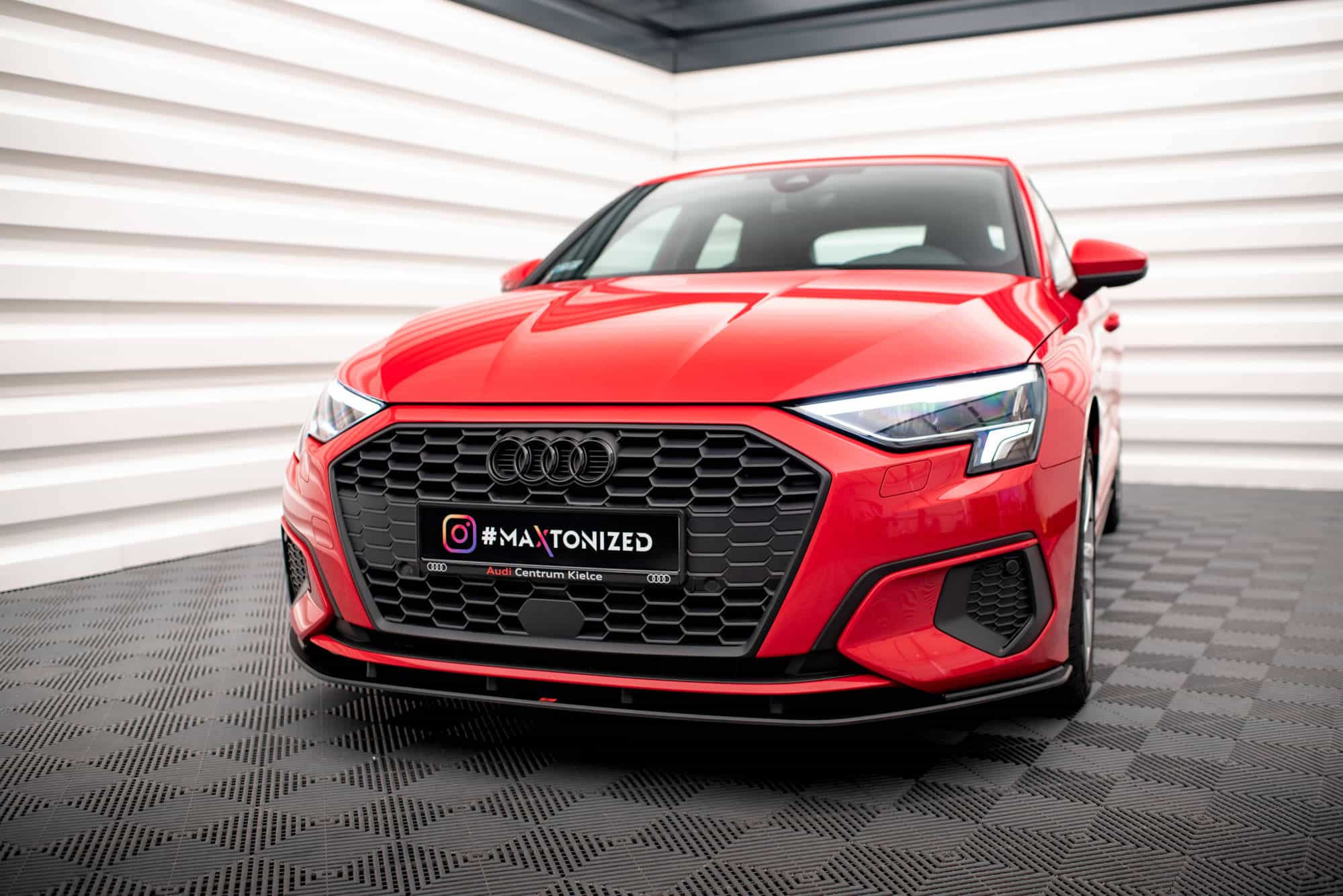MAXTON DESIGN - Street Pro Spoiler pod predný nárazník Audi A3 8Y, Čierna Matná – Obrázok 4