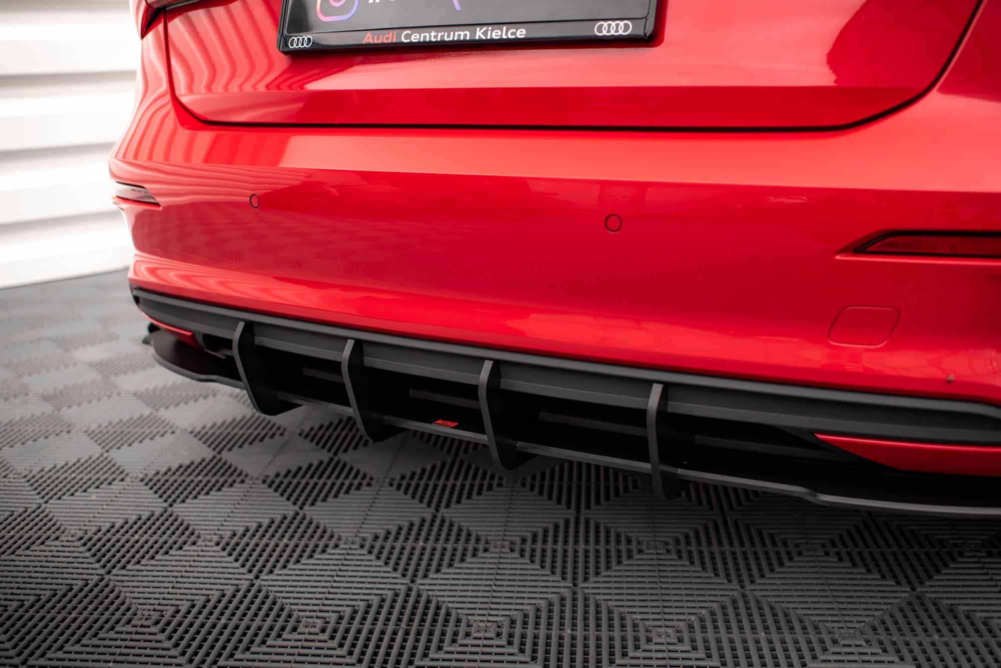 MAXTON DESIGN - Street Pro Zadný difúzor + Splitre Audi A3 8Y, Čierna Matná – Obrázok 5