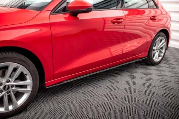 MAXTON DESIGN - Street Pro Lišty pod bočné prahy Audi A3 8Y, Čierna Matná – Obrázok 2