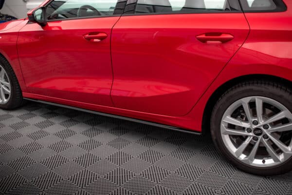 MAXTON DESIGN - Street Pro Lišty pod bočné prahy Audi A3 8Y, Čierna Matná – Obrázok 4