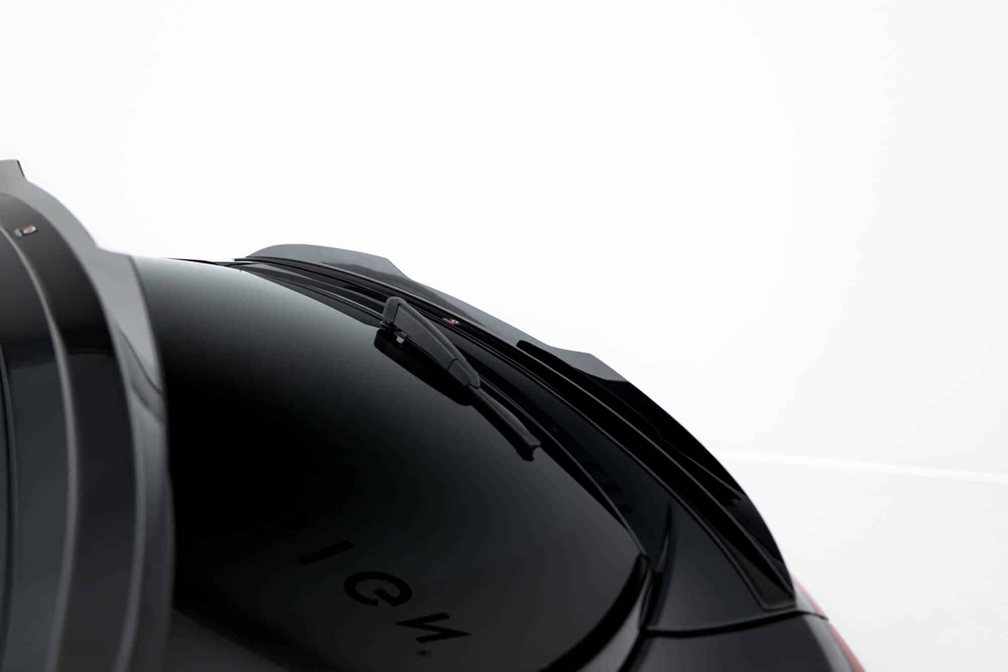 MAXTON DESIGN - Dolný spoiler kufra Maserati Levante GT Mk1 Facelift, Čierny lesk – Obrázok 6