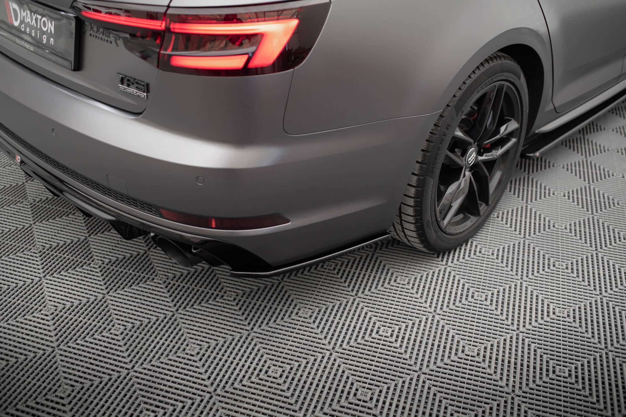MAXTON DESIGN - Bočné spojlere zadného nárazníka Audi A4 S-line B9 ,Čierny lesk – Obrázok 5