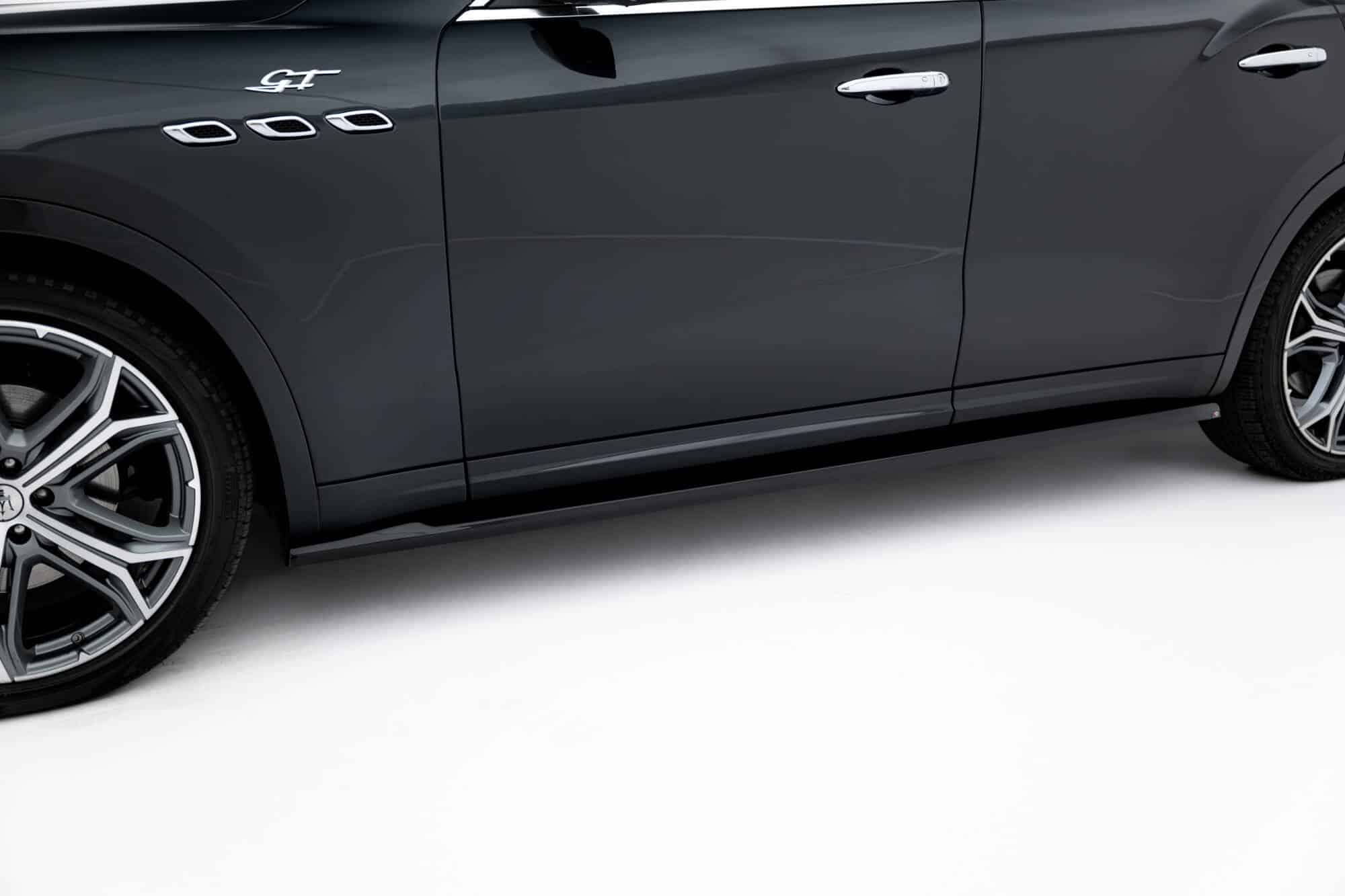 MAXTON DESIGN - Lišty pod bočné prahy Maserati Levante GT Mk1 Facelift, Čierny lesk – Obrázok 6