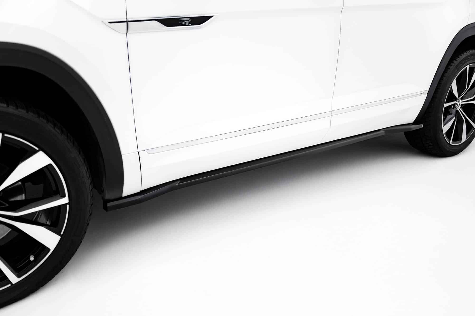 MAXTON DESIGN - Lišty pod bočné prahy Volkswagen Atlas R-Line Mk1 Facelift 2,Čierny lesk – Obrázok 5