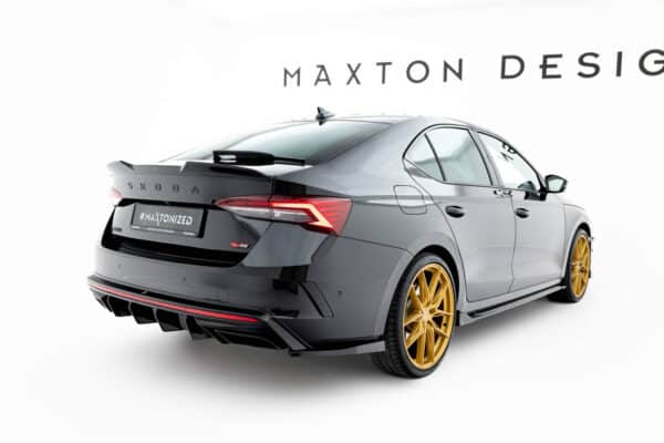 MAXTON DESIGN - Bočné difúzory zadného nárazníka V.4 Skoda Octavia RS Liftback / Combi Mk4 Facelift, Čierny lesk – Obrázok 2