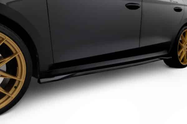 MAXTON DESIGN - Lišty pod bočné prahy V.1 Skoda Octavia RS Liftback / Combi Mk4 / Mk4 Facelift, Čierny lesk – Obrázok 5