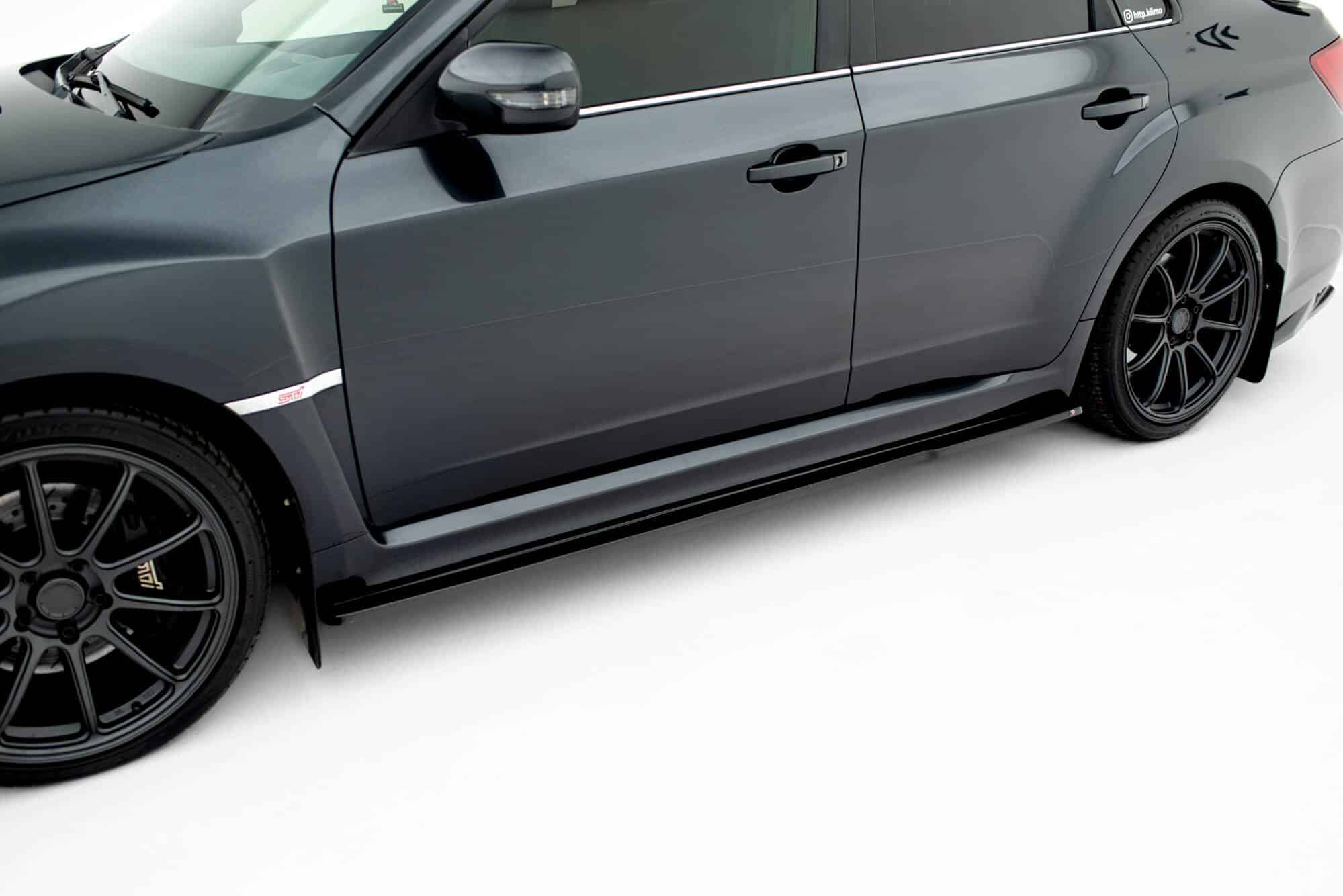 MAXTON DESIGN - Lišty pod bočné prahy V.1 Subaru Impreza WRX STI Mk3 Facelift, Čierny lesk – Obrázok 6