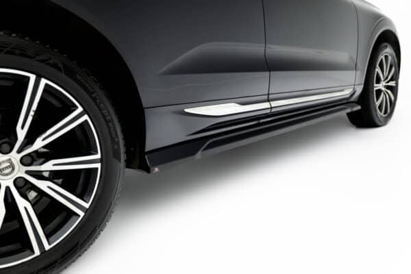 MAXTON DESIGN - Lišty pod bočné prahy Volvo XC60 Mk2, Čierny lesk – Obrázok 2