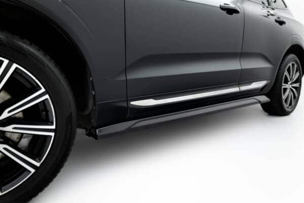 MAXTON DESIGN - Lišty pod bočné prahy Volvo XC60 Mk2, Čierny lesk – Obrázok 5