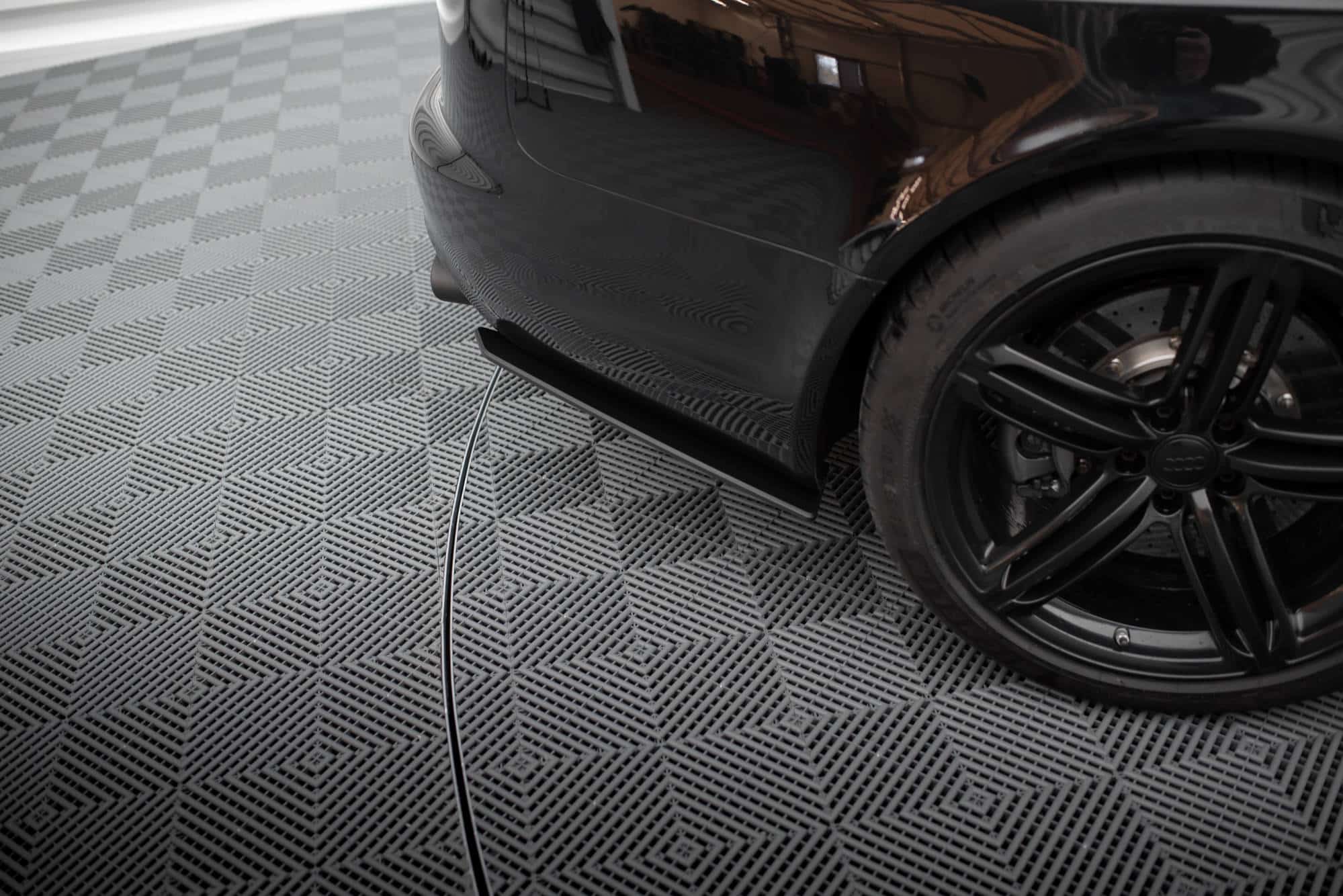 MAXTON DESIGN - Street Pro Bočné splitre zadného nárazníka Audi RS6 Avant C6, Čierna Matná – Obrázok 5