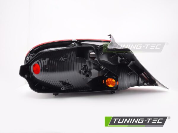 TAIL LIGHT RED WHITE RIGHT SIDE TYC fits VW BEETLE 11-19 – Obrázok 2