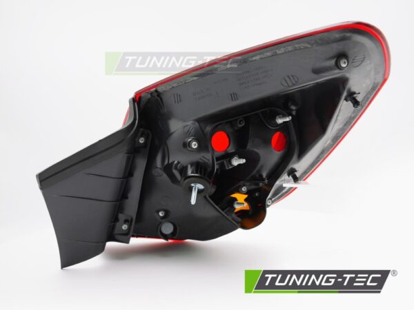 TAIL LIGHT RED SMOKE SPORT LEFT SIDE TYC fits OPEL ASTRA J 10-15 HB – Obrázok 2