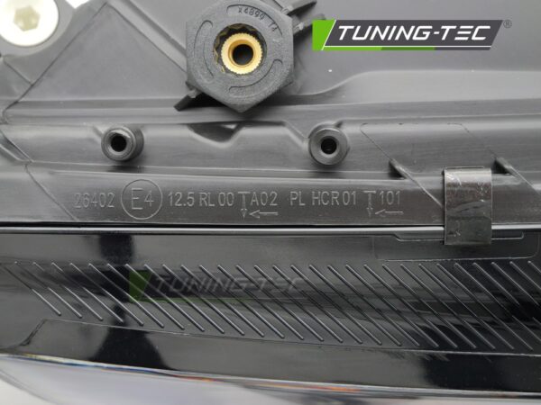 HEADLIGHT RIGHT SIDE TYC fits SKODA OCTAVIA III 16-20 – Obrázok 4