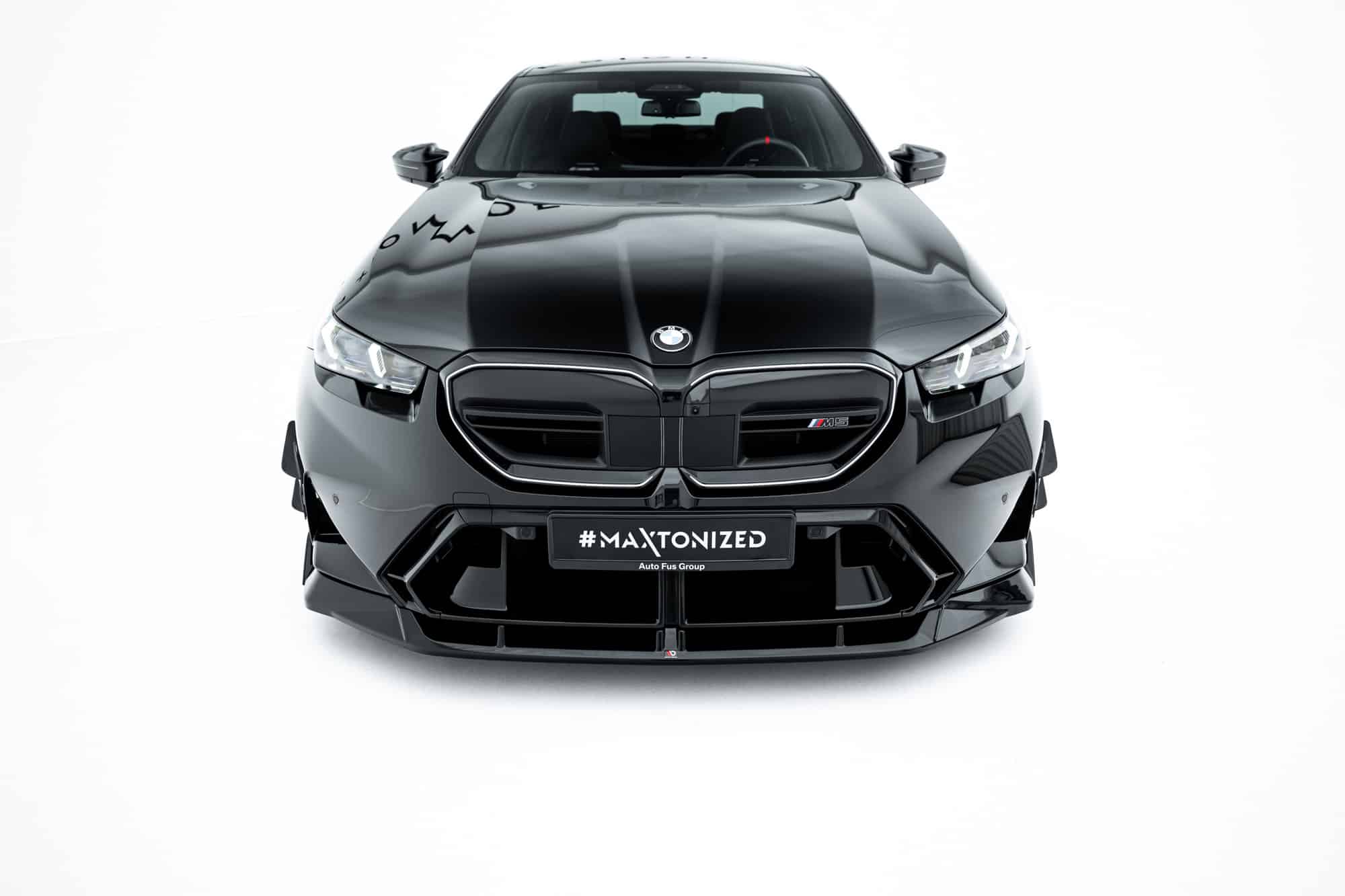 MAXTON DESIGN - Spojler pod predný nárazník V.2, BMW M5 Sedan / Touring G90, Čierny lesk – Obrázok 6