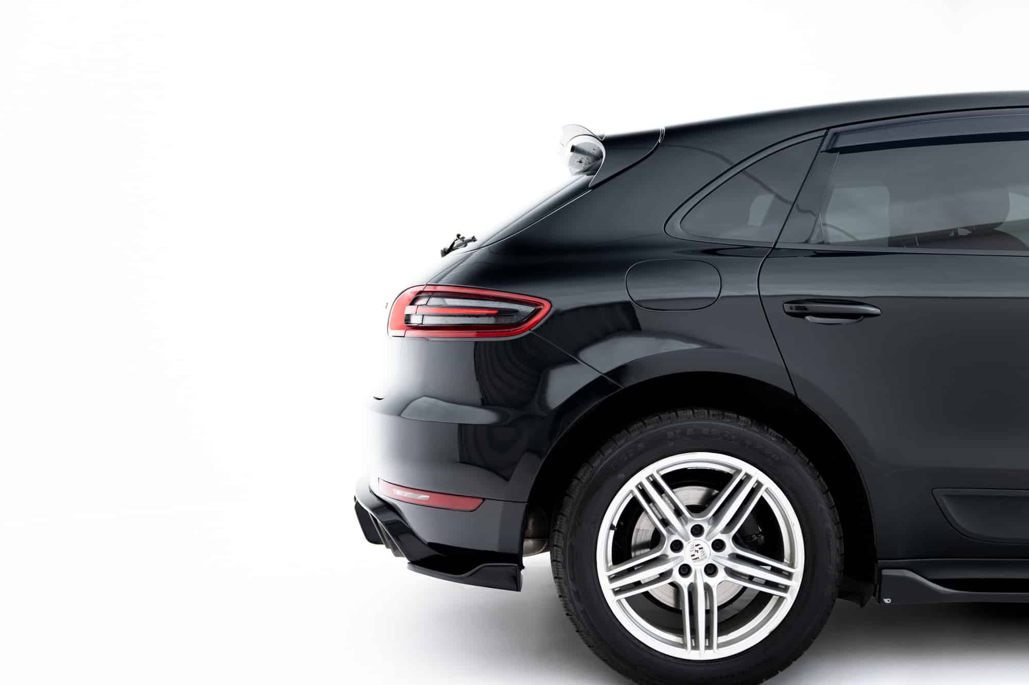 MAXTON DESIGN - Bočné difúzory zadného nárazníka V.2 , Porsche Macan Mk1, Čierny lesk – Obrázok 2