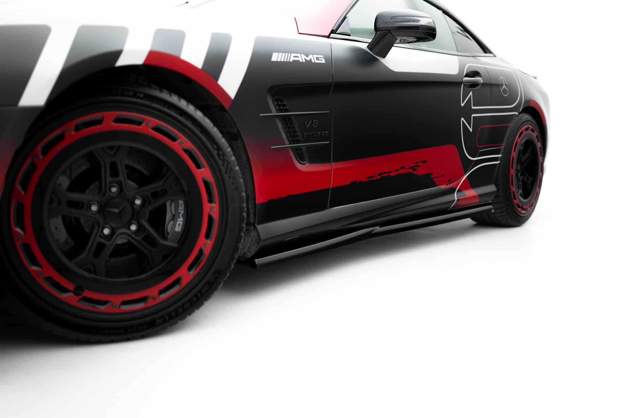 MAXTON DESIGN - Lišty pod bočné prahy, Mercedes-Benz SL 63 AMG R231, Čierny lesk – Obrázok 6