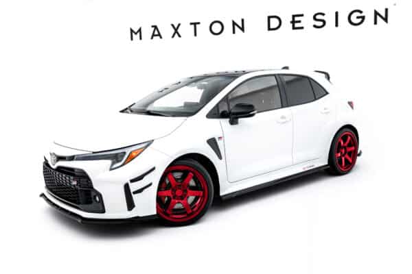 MAXTON DESIGN - Lišty pod bočné prahy V.1, Toyota GR Corolla Mk12, Čierny lesk