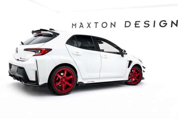 MAXTON DESIGN - Lišty pod bočné prahy V.2, Toyota GR Corolla Mk12, Čierny lesk