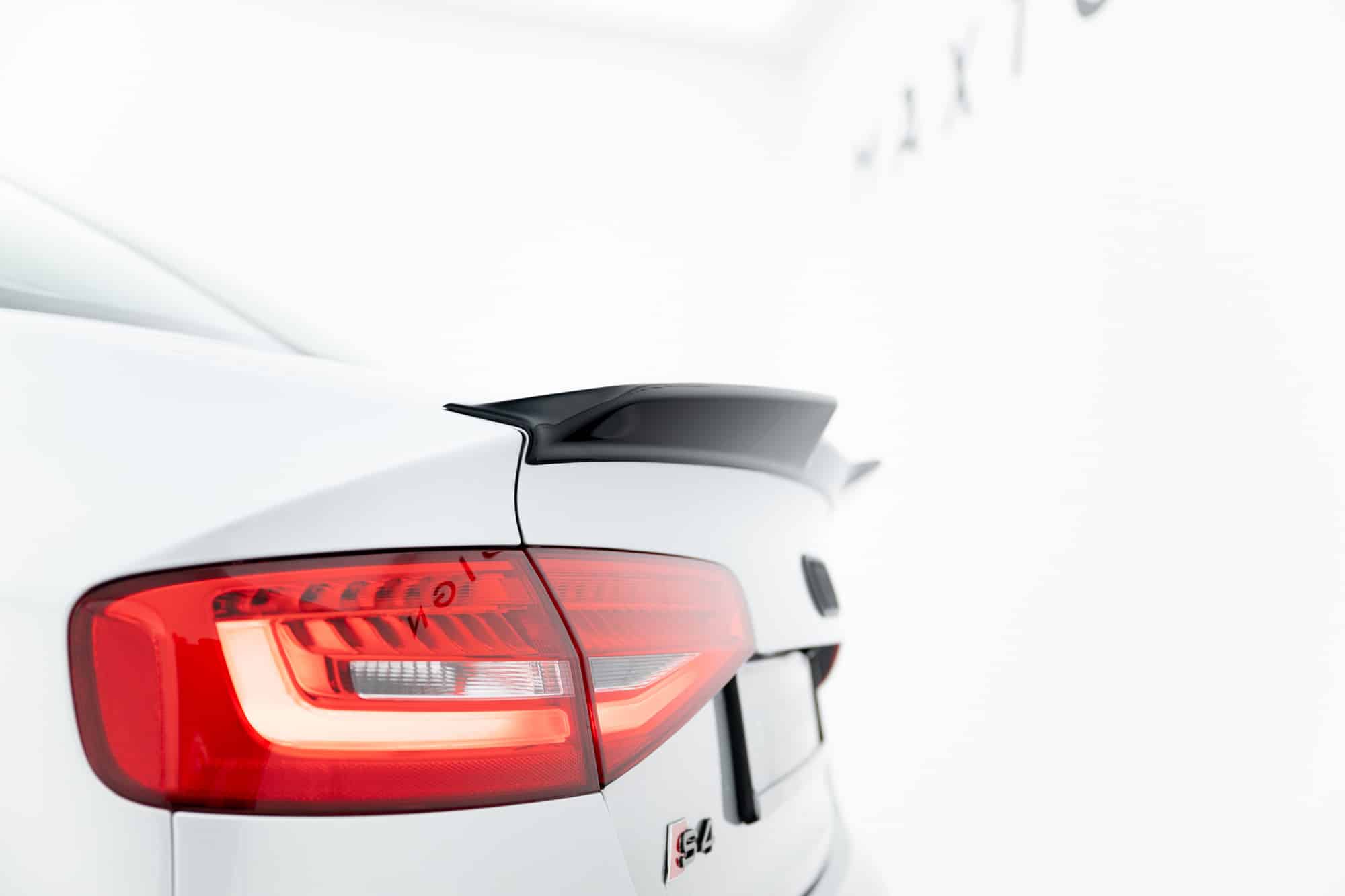 MAXTON DESIGN - Spojler kufra 3D, Audi S4 Sedan B8 Facelift, Čierny lesk – Obrázok 6