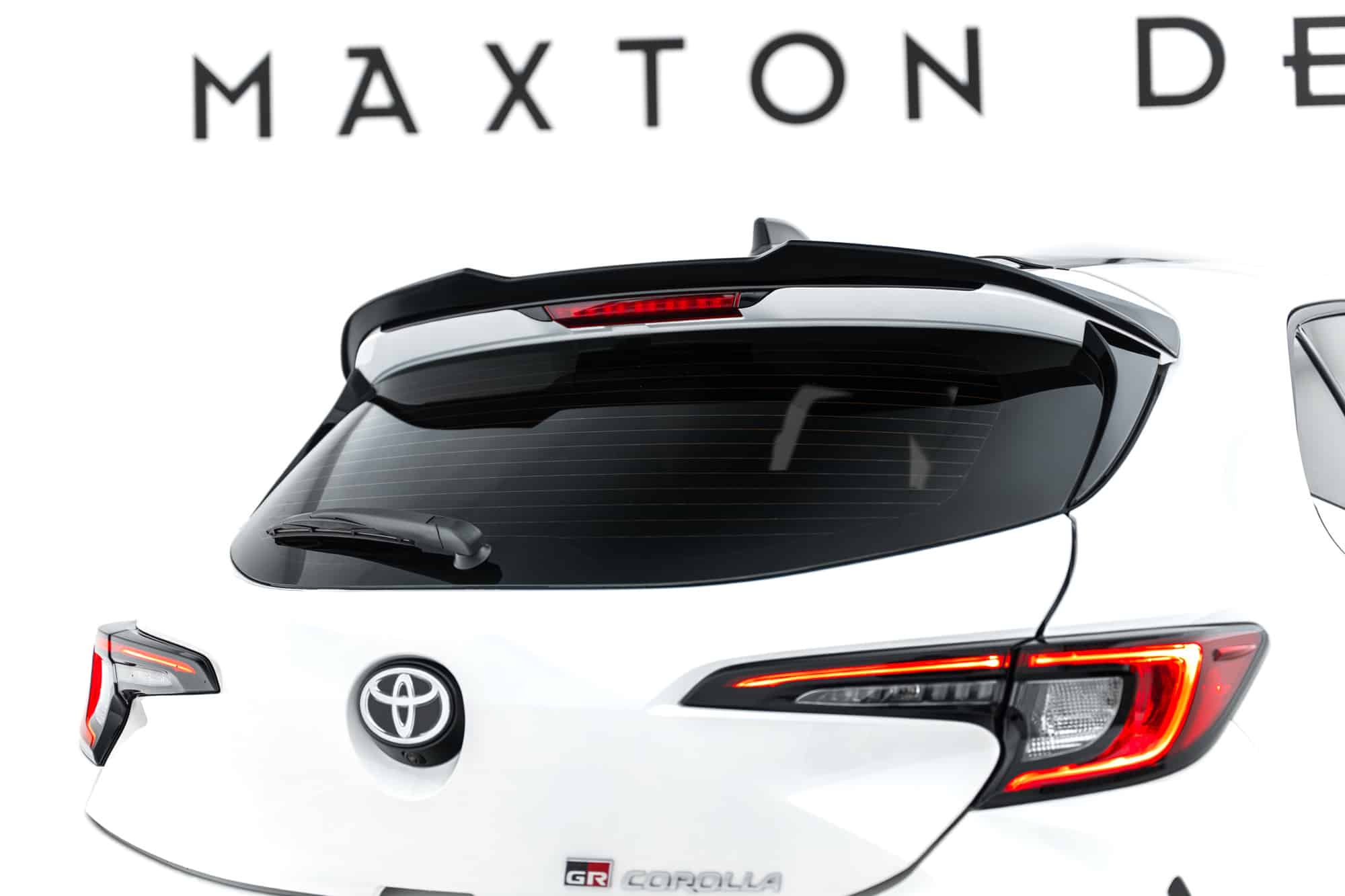 MAXTON DESIGN - Spojler kufra, Toyota GR Corolla Mk12, Čierny lesk