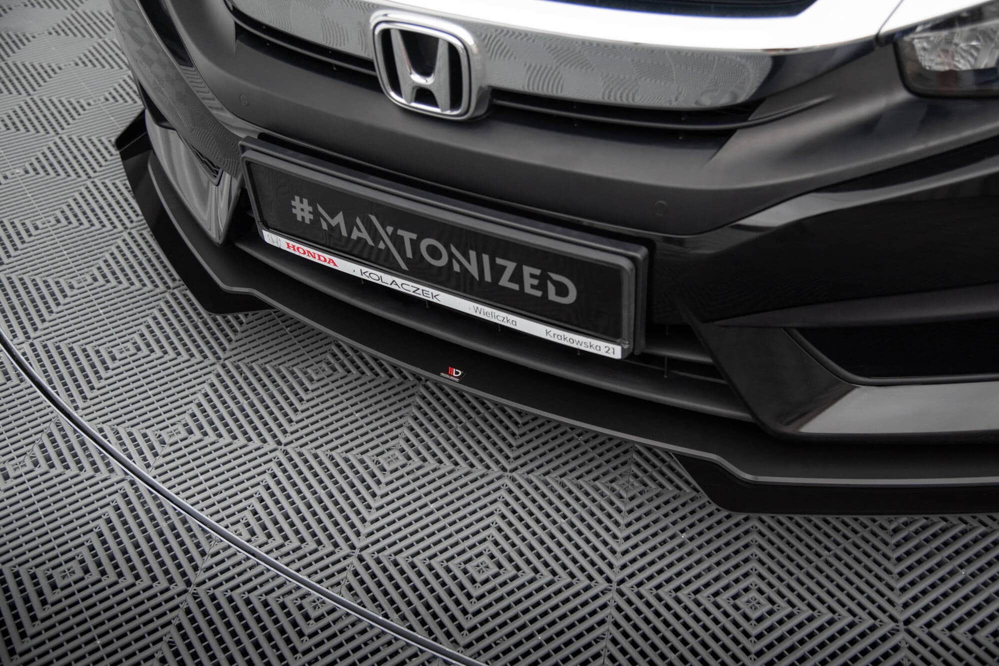 MAXTON DESIGN - Street pro Spojler pod predný nárazník + Splitre, Honda Civic Mk10, Čierna Matná – Obrázok 5