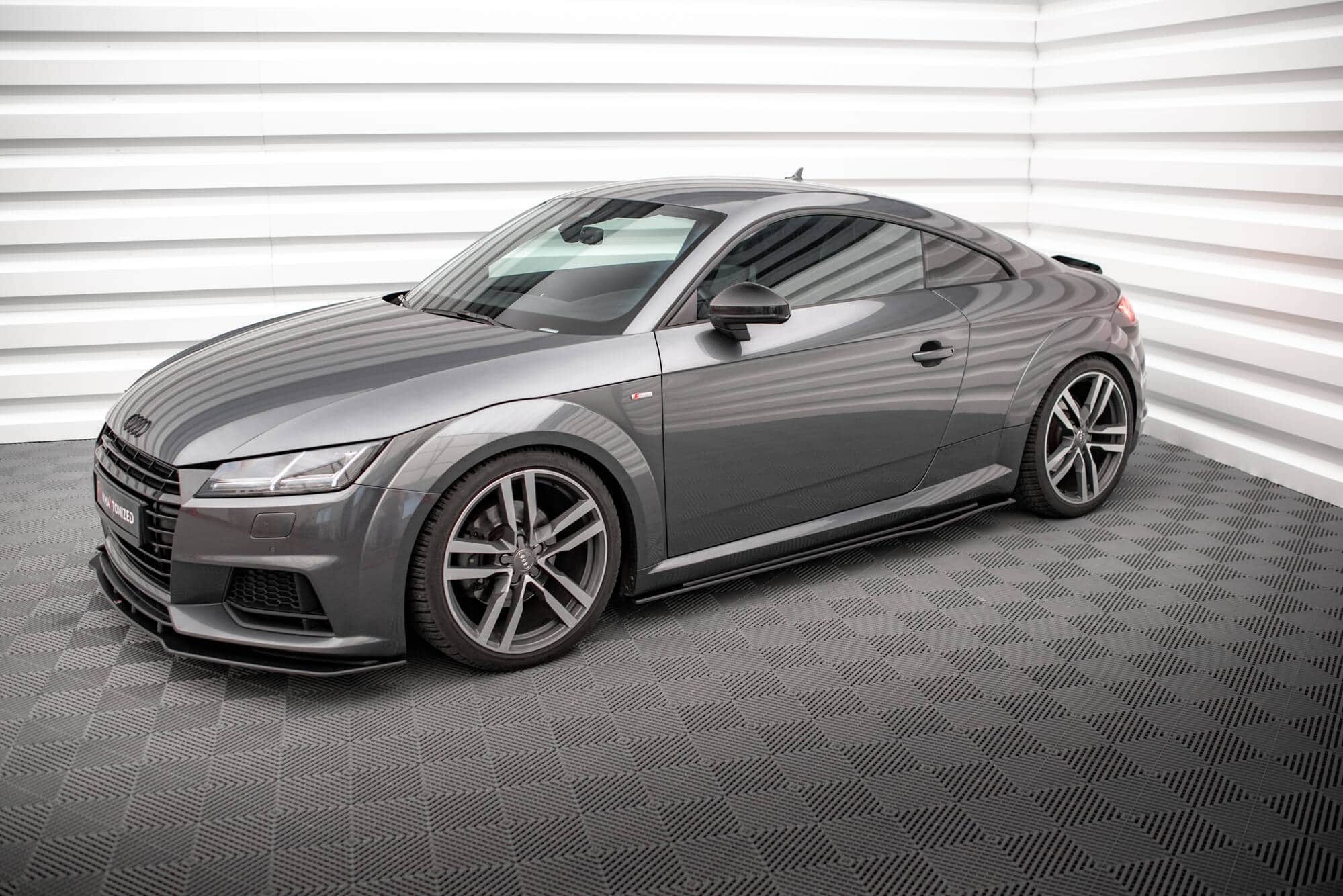 MAXTON DESIGN - Street pro Lišty pod bočné prahy, Audi TT S / S-Line 8S, Čierna Matná – Obrázok 6