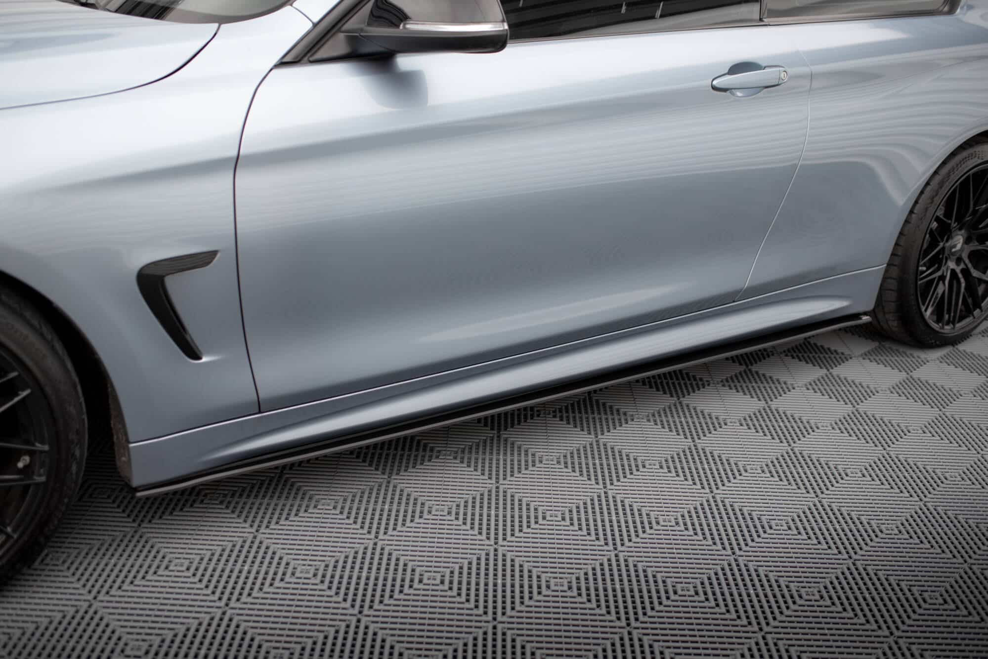 MAXTON DESIGN - Street pro Lišty pod bočné prahy, vhodné pre BMW 4 Coupe / Gran Coupe / Cabrio M-Pack F32 / F36 / F33, Čierna Matná – Obrázok 5