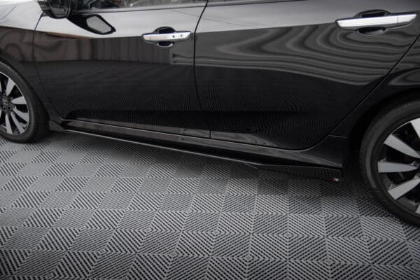 MAXTON DESIGN - Street pro Lišty pod bočné prahy + Splitre, Honda Civic Mk10, Čierna Matná – Obrázok 5