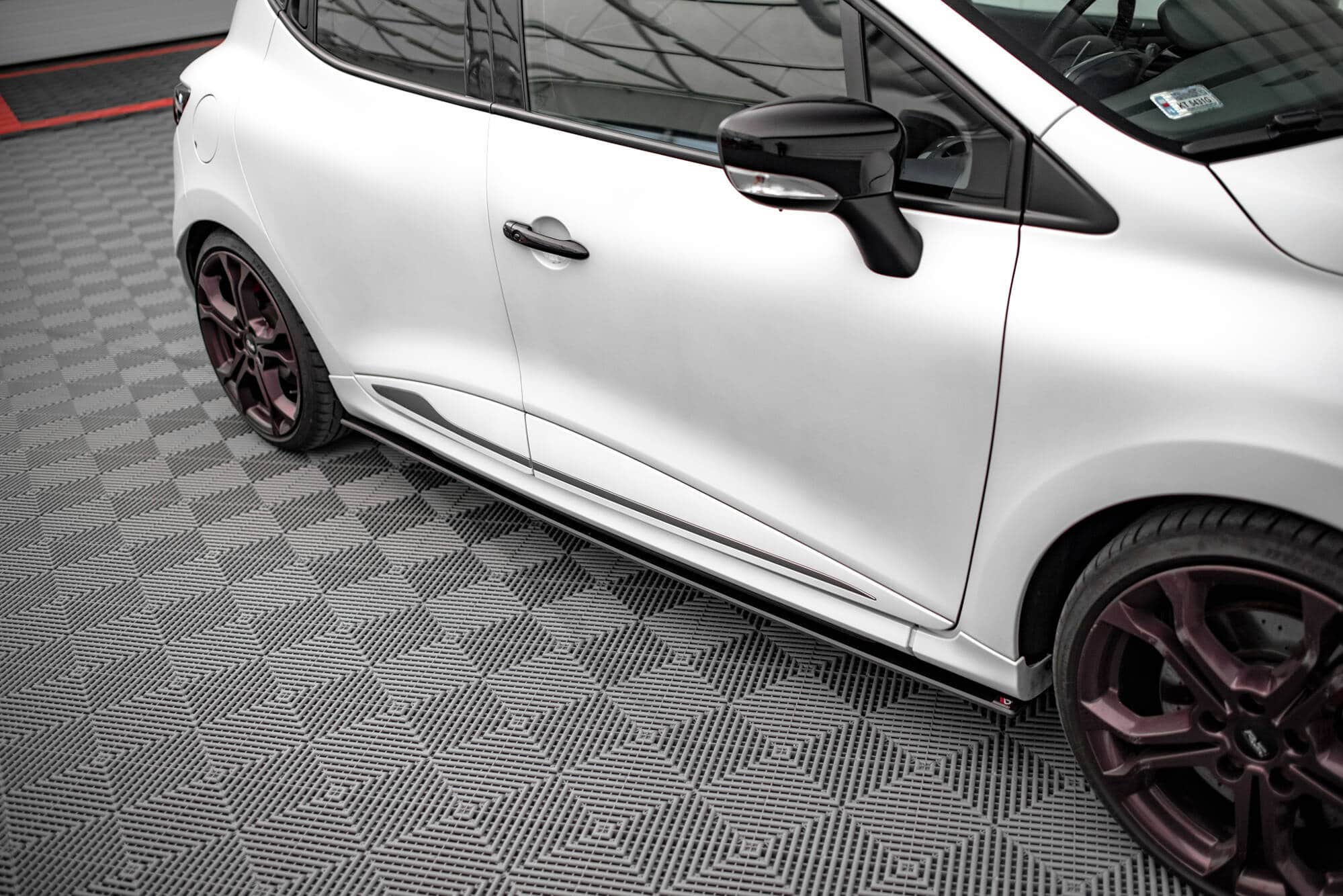 MAXTON DESIGN - Street Pro Lišty pod bočné prahy, Renault Clio RS Mk4, Čierna Matná – Obrázok 6