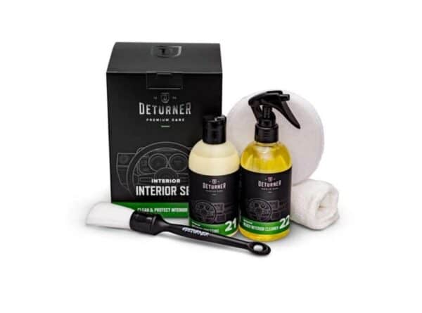DETURNER INTERIOR SET - Súprava na čistenie a impregnáciu interiéru auta s príslušenstvom.