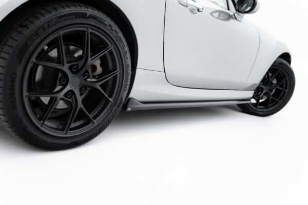 MAXTON DESIGN - Lišty pod bočné prahy, Mazda MX-5 Mk3 (NC) Facelift, Čierny lesk – Obrázok 6