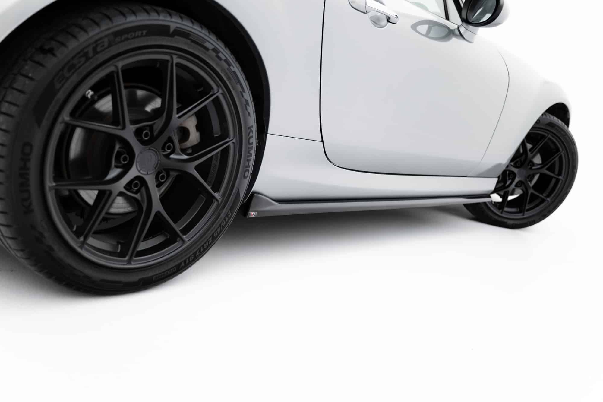 MAXTON DESIGN - Lišty pod bočné prahy, Mazda MX-5 Mk3 (NC) Facelift, Čierny lesk – Obrázok 6