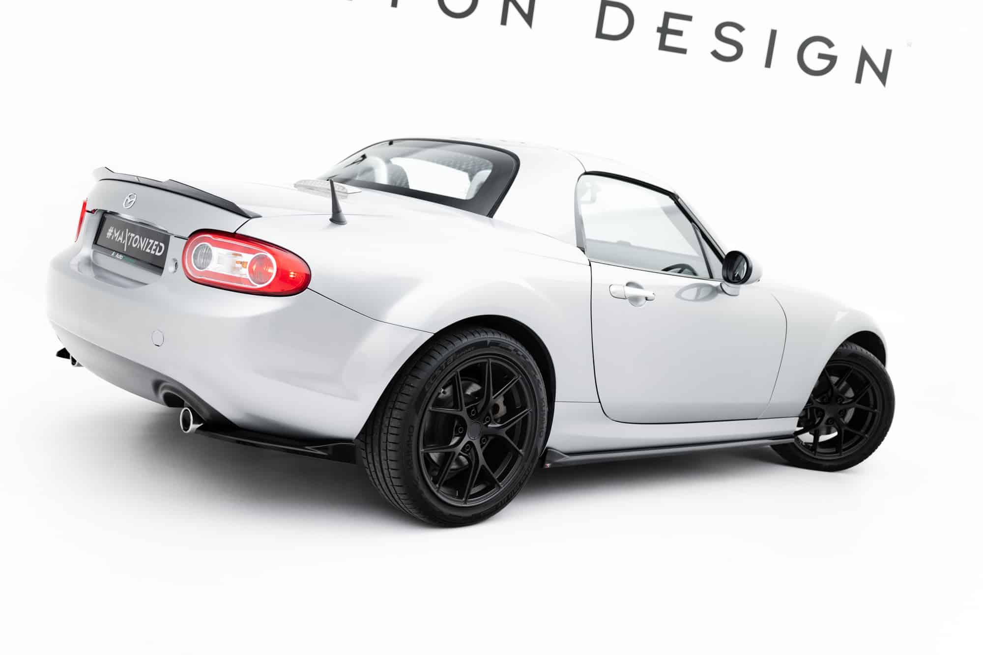 MAXTON DESIGN - Lišty pod bočné prahy, Mazda MX-5 Mk3 (NC) Facelift, Čierny lesk – Obrázok 5