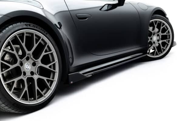 MAXTON DESIGN - Lišty pod bočné prahy V.2, Porsche 911 Carrera Sport Design 992, Čierny lesk – Obrázok 6